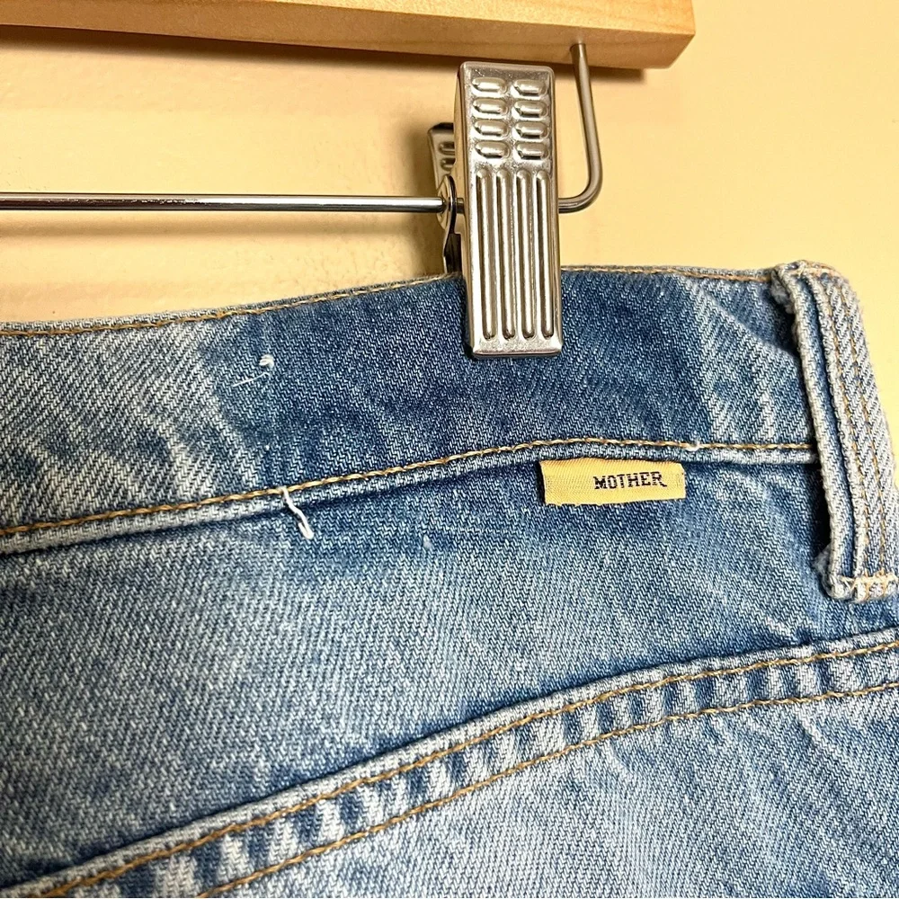 MOTHER Superior The Dodger Ankle Jeans in Romaine Calm - Picture 14 of 16